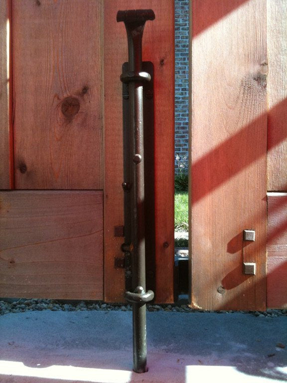 Rustic Cane Bolt "fish tail" handle (includes flat strike plate) - Wild West Hardware