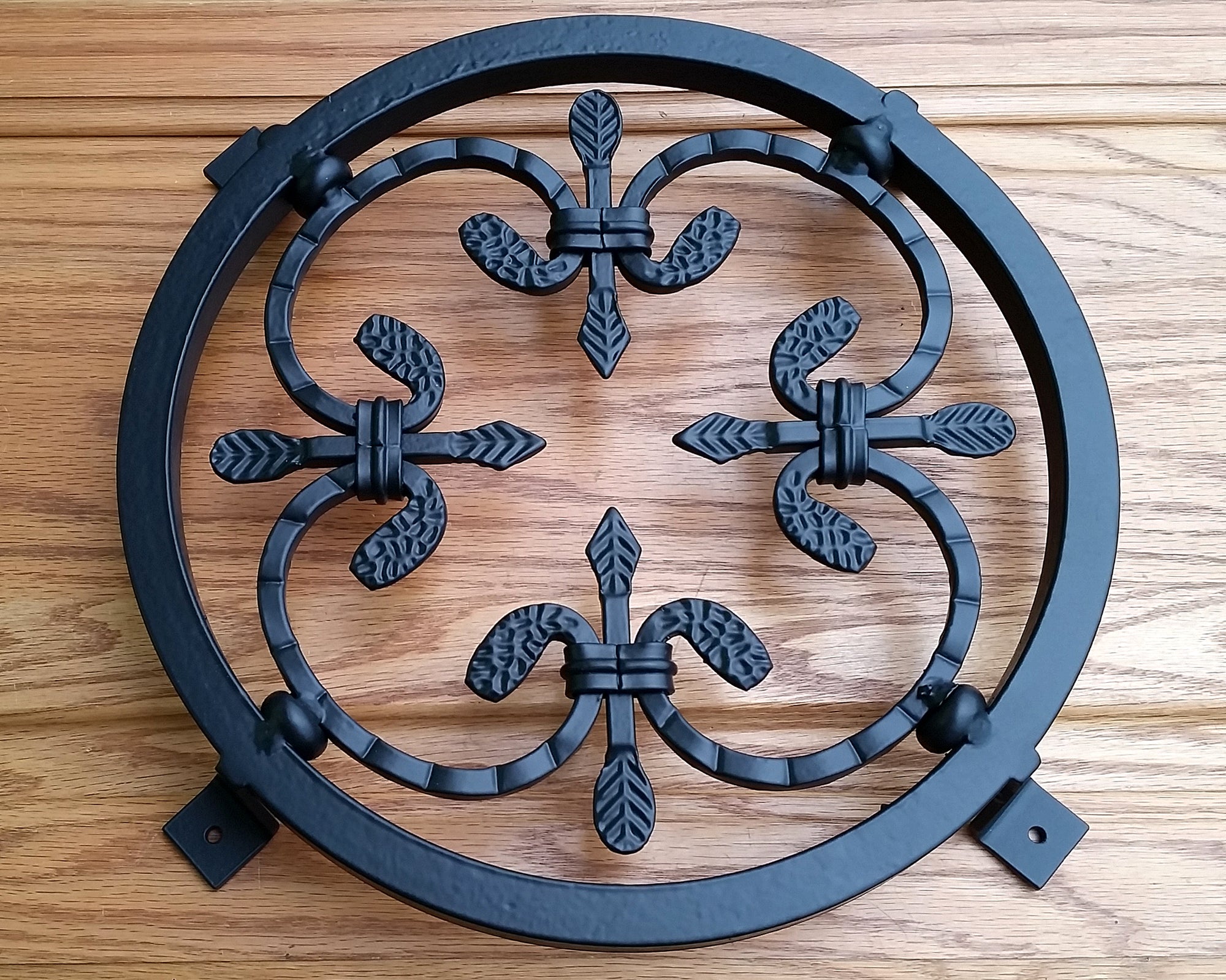 Forged Steel Grille / Window Grille / with inset decorative spear type rosette - Wild West Hardware