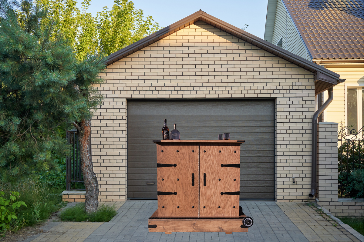 Portable Saloon - Whisky Bar - Solid Oak - Made in the USA