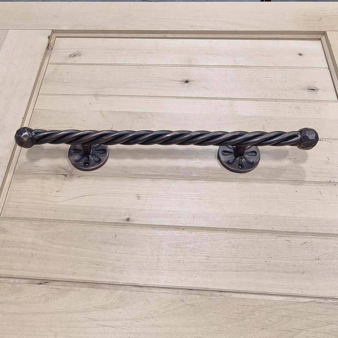 Twisted Iron Strand Door Pull Barn Door Handle with Hammered Ball Finials