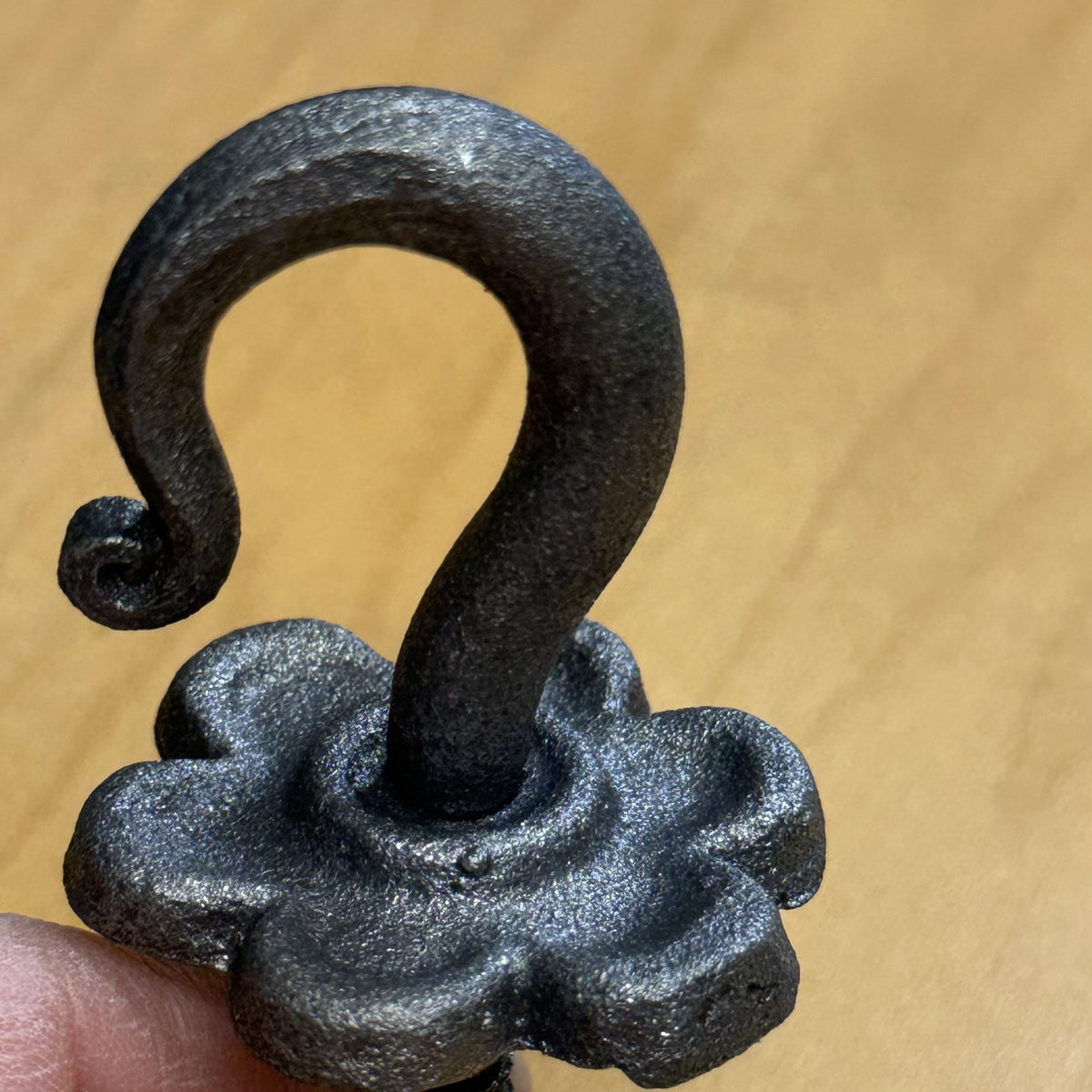 CLEARANCE / DISCONTINUED IRON FLOWER SCREW HOOK - UNFINISHED
