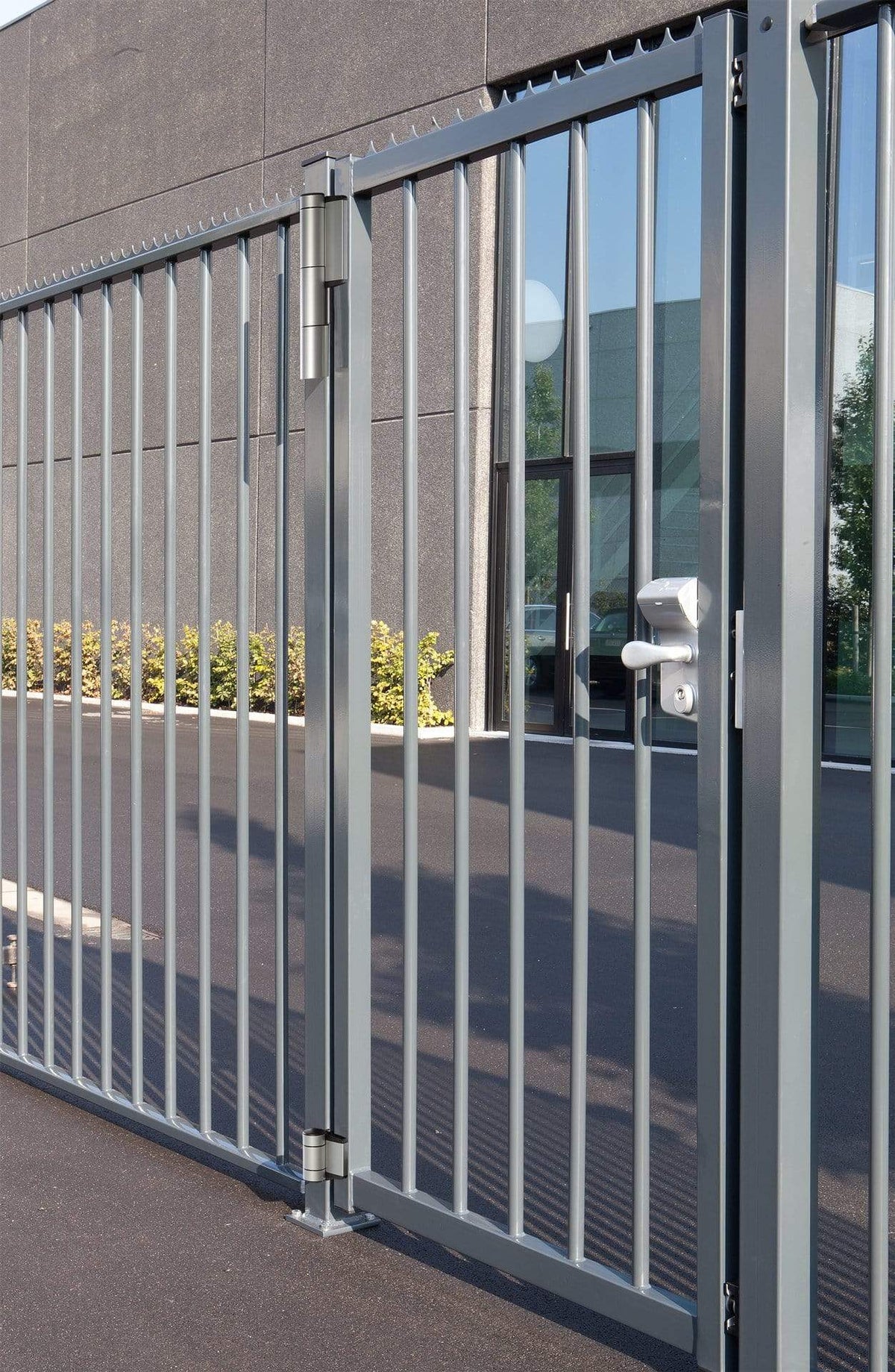 Locinox Mammoth - Heavy Duty 180° Hydraulic Gate Closer And Hinge - For Gates Up To 330 Lbs - Multiple Finishes Available - Sold Individually