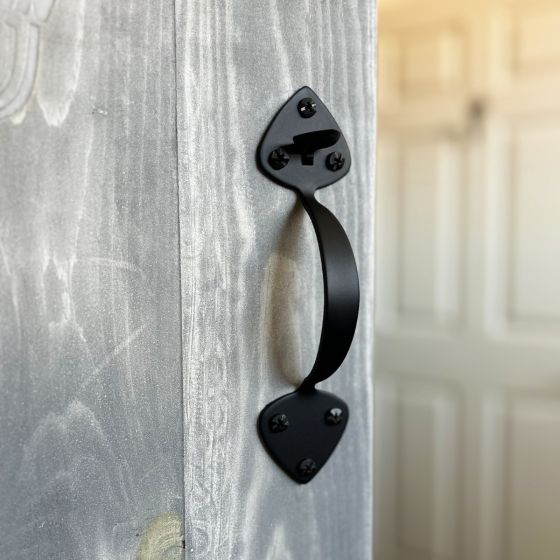 Smooth Spade Thumb Latch Set - Matte Black Finish - Sold as Set