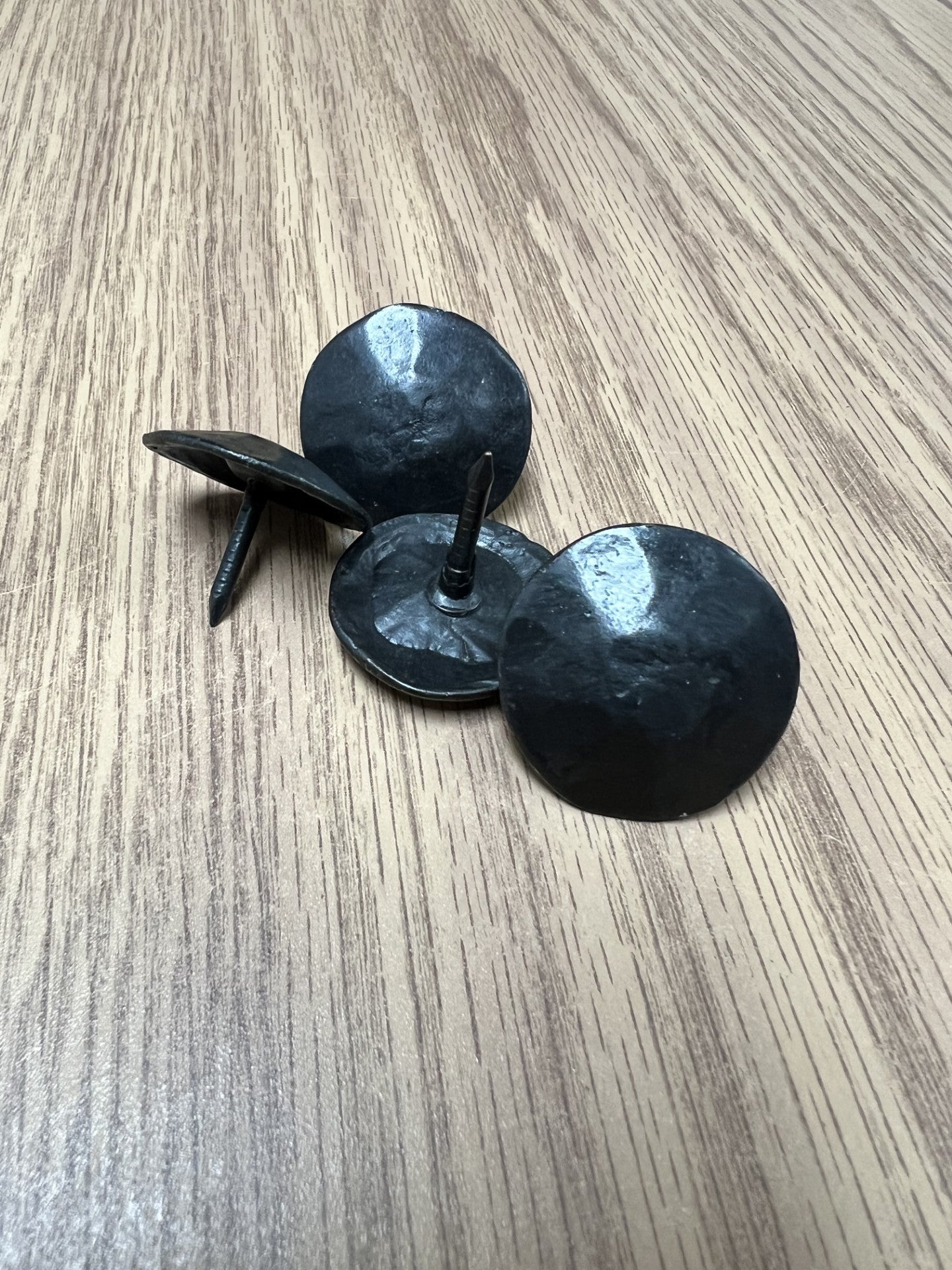 Clearance-Old Style1 1/4" Old Weathered ORB (Near Black) Clavos