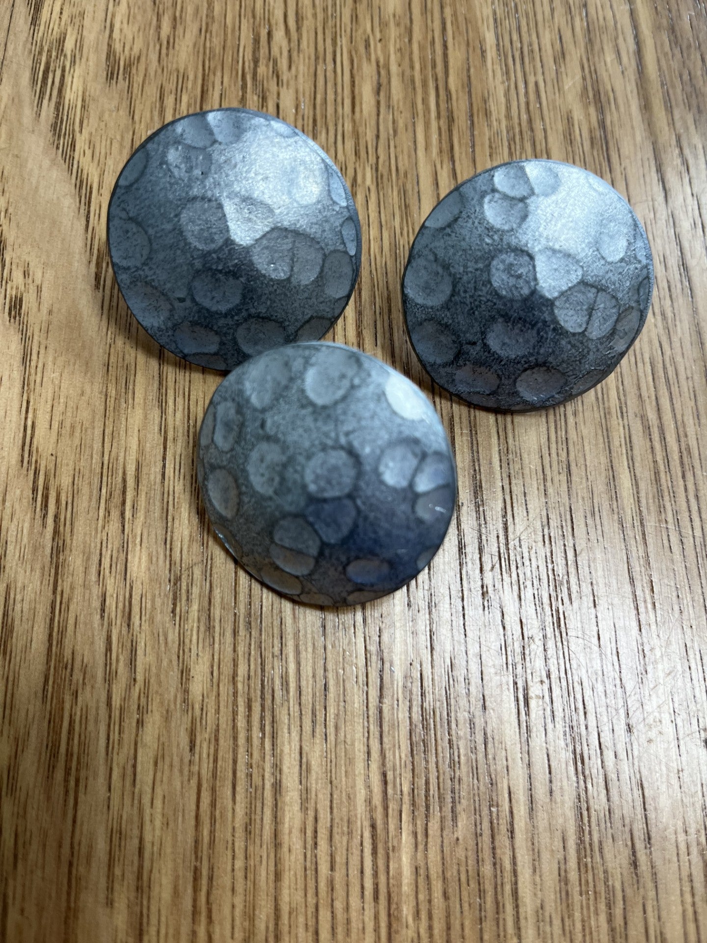 CLEARANCE-DISCONTINUED PEWTER 1 1/2" CLAVOS