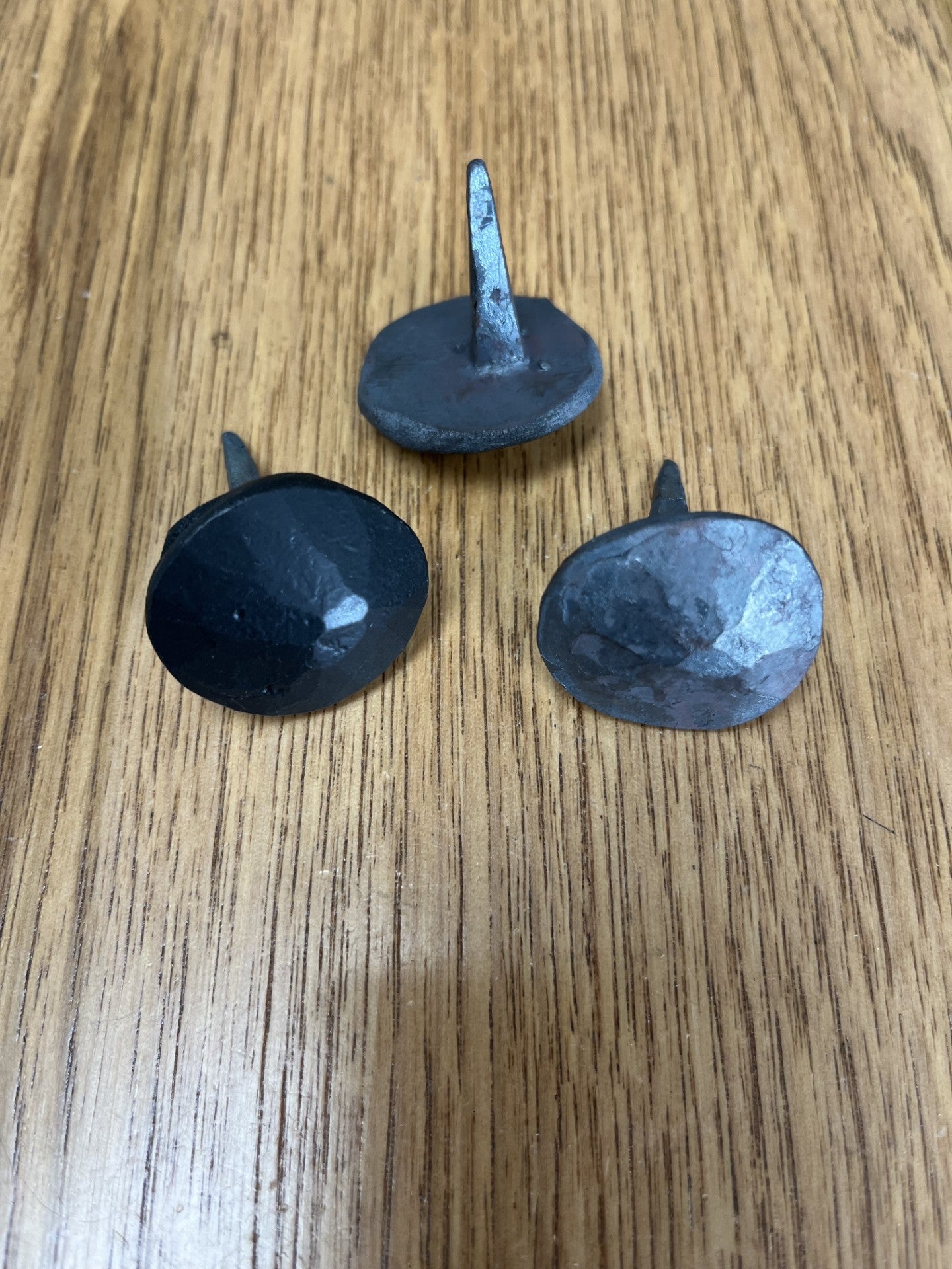 Clearance/Discontinued- Heavy Duty Rustic Clavos 1 1/4"