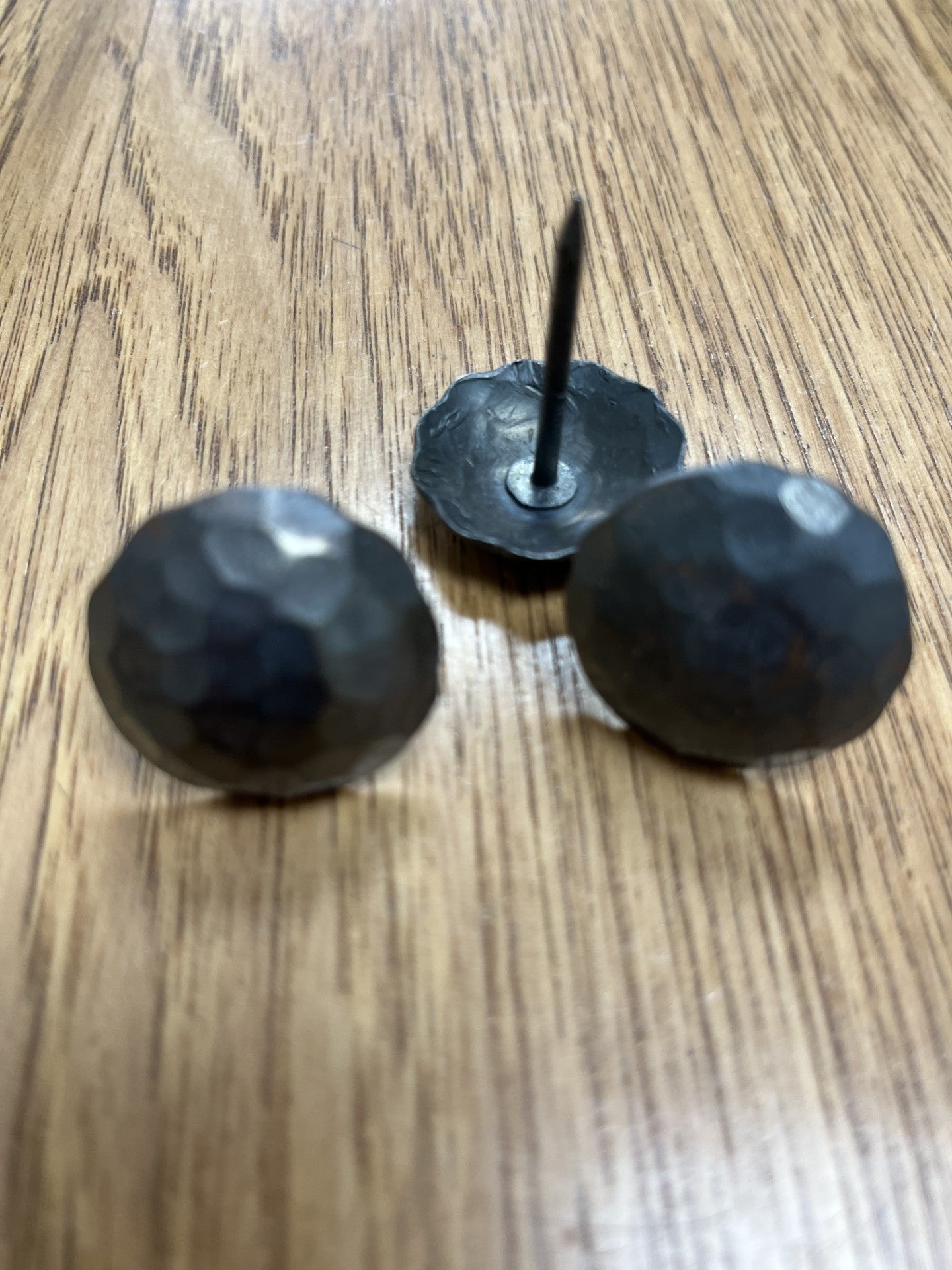 Clearance-Old Style 1 1/8" Scalloped Clavos -Unf