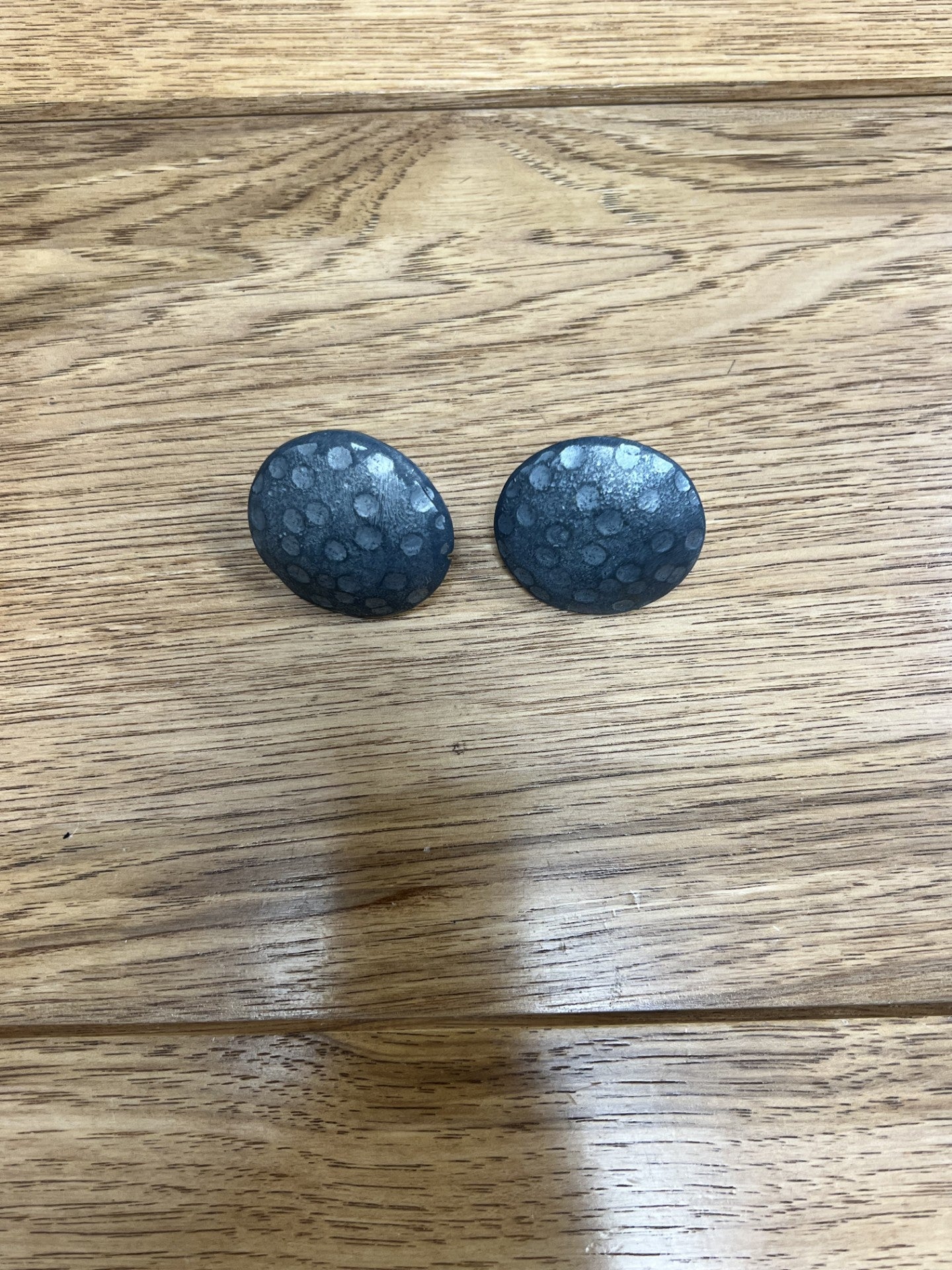 Clearance/Discontinued Old Style 2 1/2' Pewter Clavos