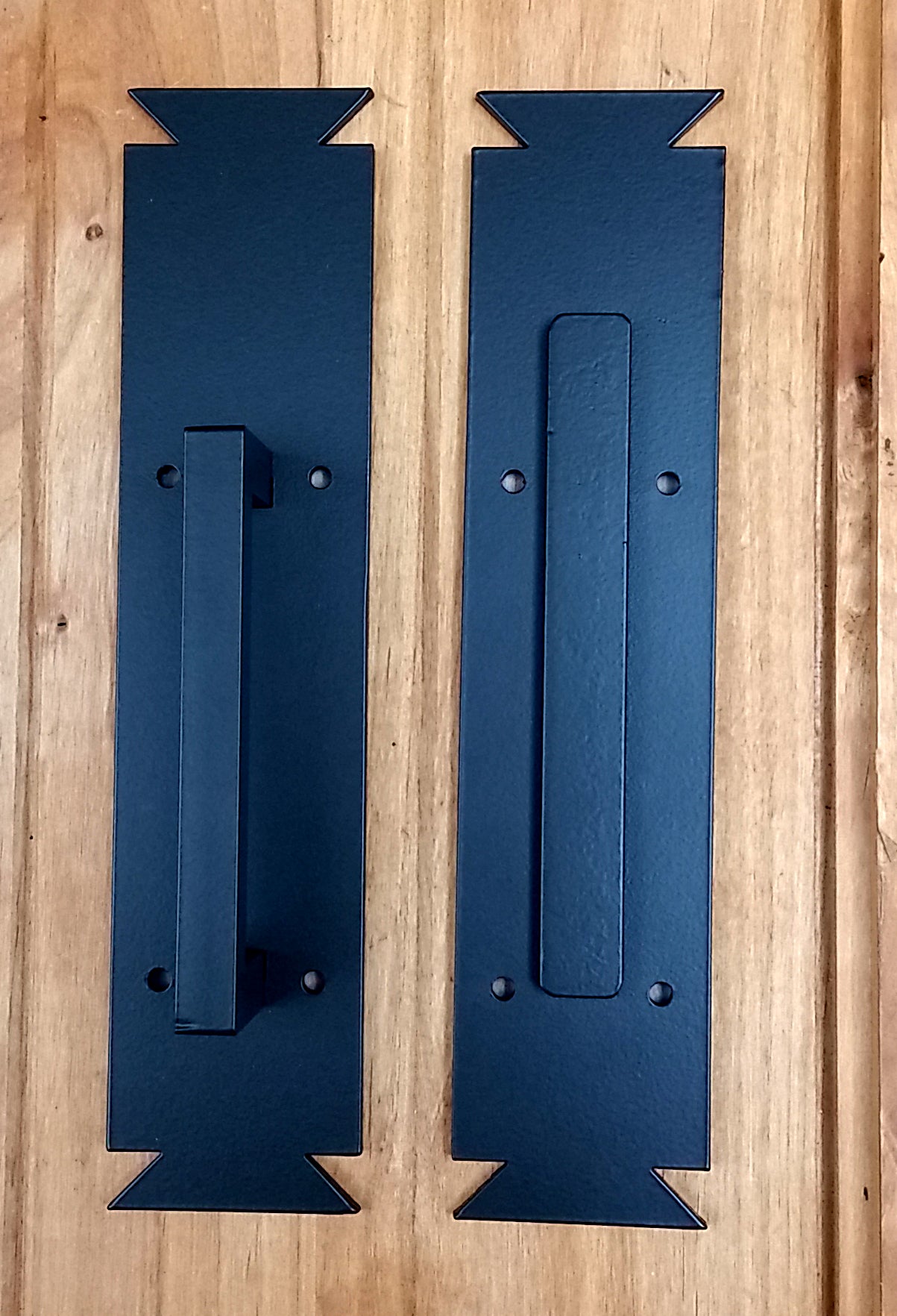 Arts and Crafts Style Door Pull - Barn Door Handle - with matching Finger Pull-Top view - Wild West Hardware