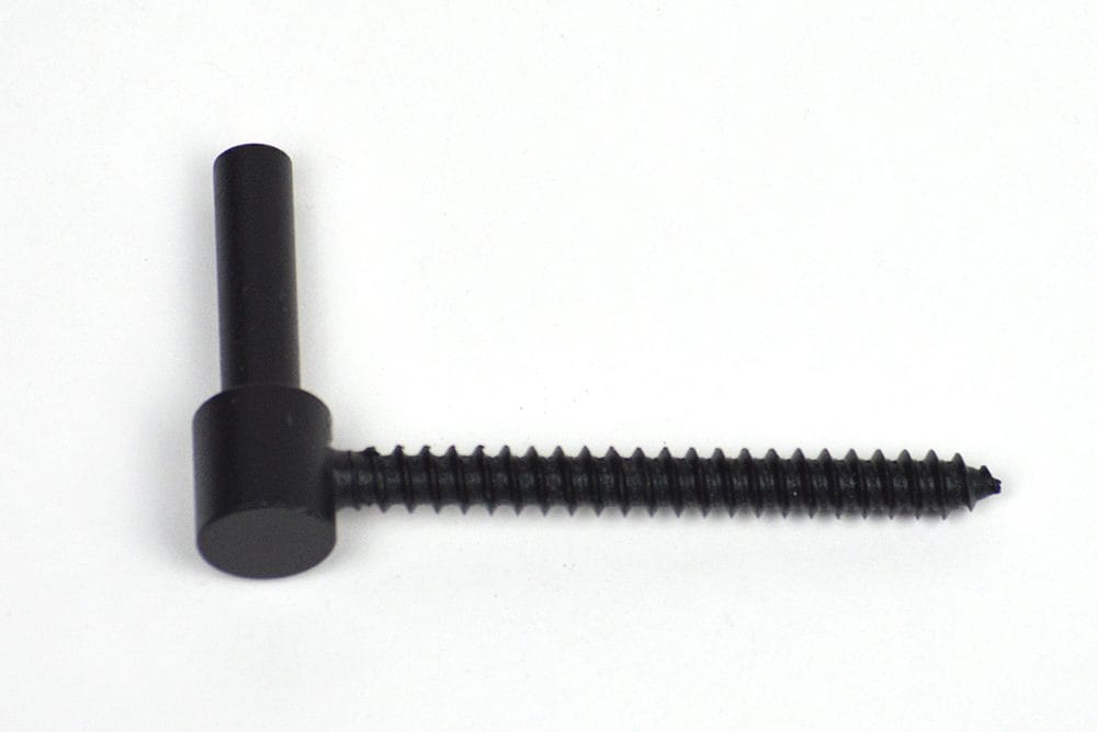 Lag pintle mounts for offset strap hinges