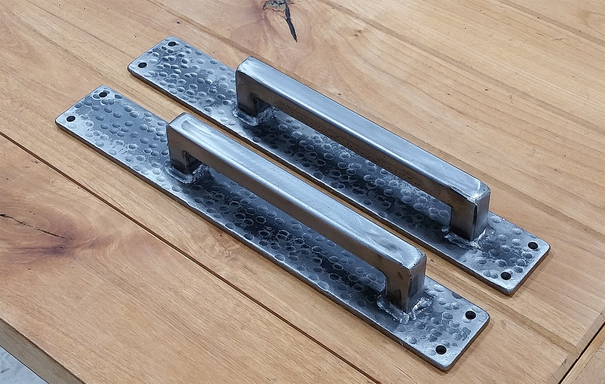 Beefy Rustic Door Pull - Barn Door Handle with Hammered Backplate - Metal Finish