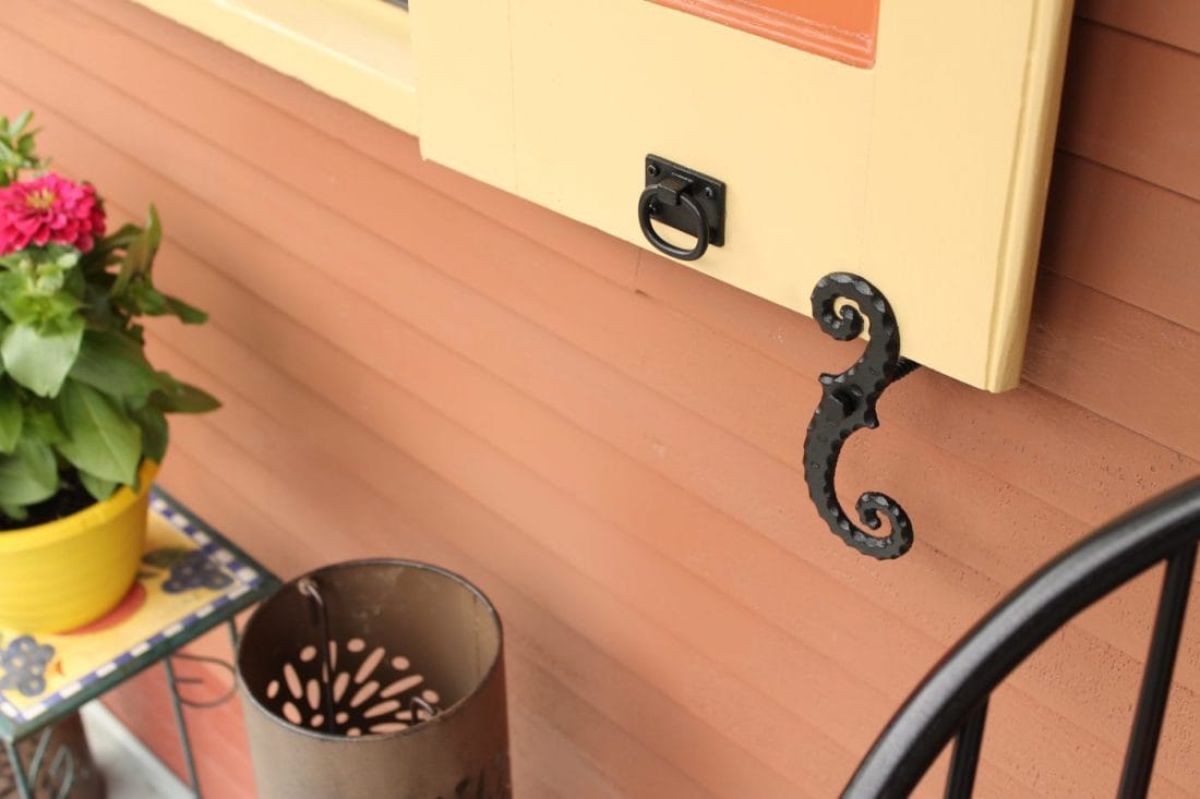 Shutter Dogs / Tiebacks - Scroll with Lag - 6-3/4" Inch - Cast Iron - Black Powder Coat - Sold in Pairs