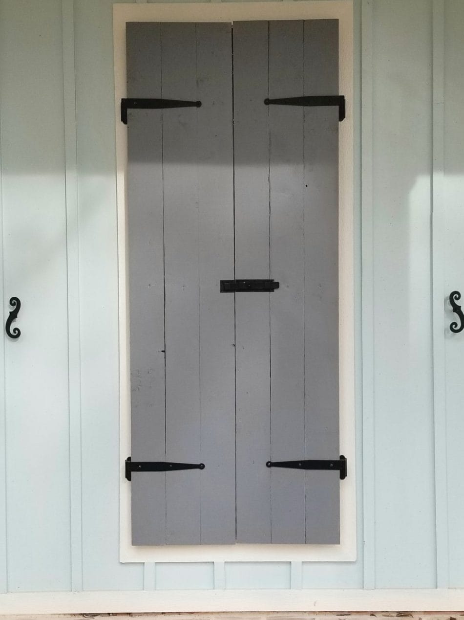 Shutter Dogs Tiebacks - Steel Scroll with Lag, 6-34 Inch, Black Textured Powder Coat