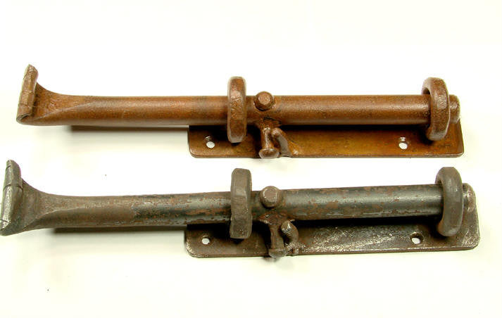 8" Heavy Duty Rustic Cane Bolt / for bottom of door or gate (incl flat strike plate) - Wild West Hardware