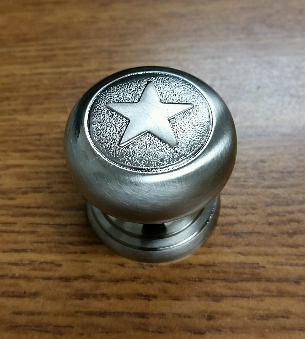 (Set of 10) Western Style Star Knobs, Satin Nickel Finish - Wild West Hardware