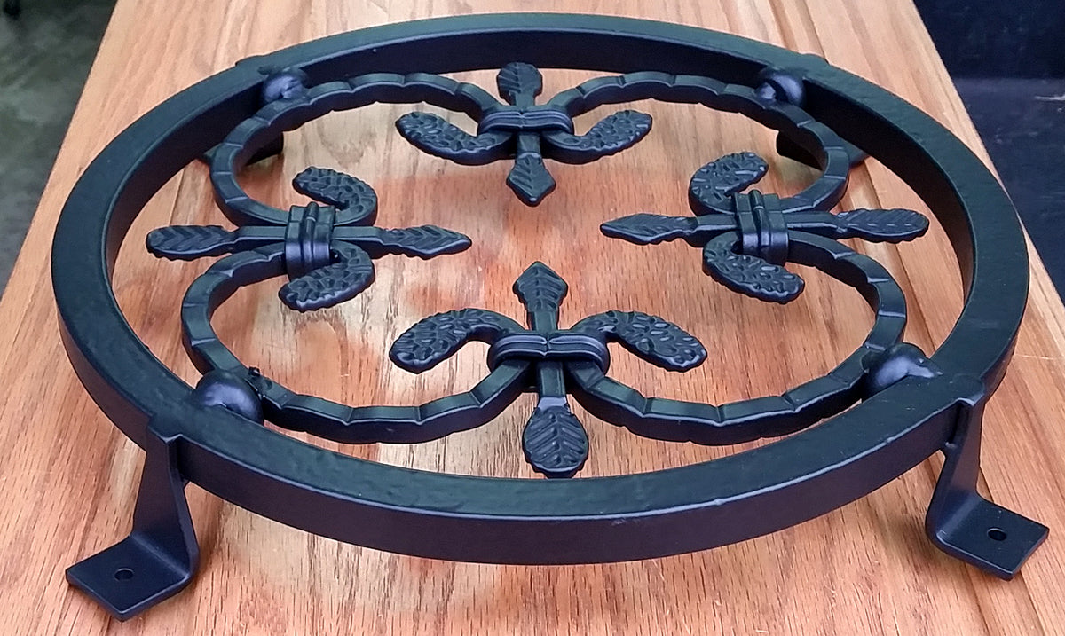 Forged Steel Grille / Window Grille / with inset decorative spear type rosette - Wild West Hardware